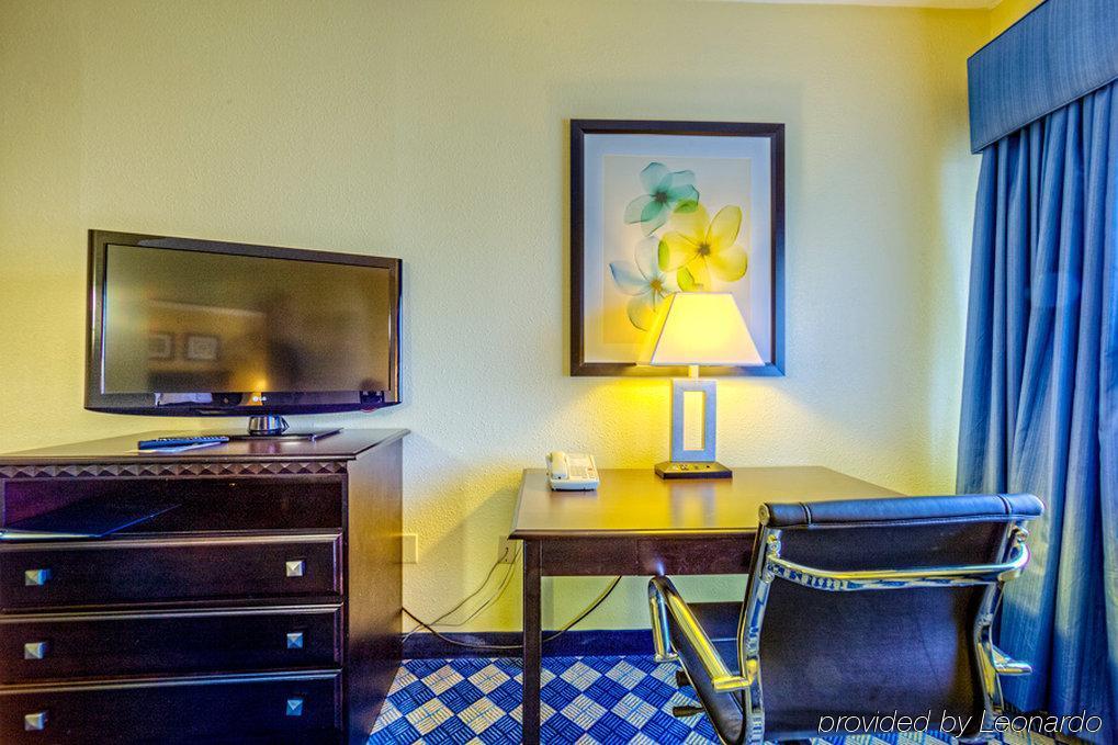 Holiday Inn Columbus North I-270 Worthington Bagian luar foto